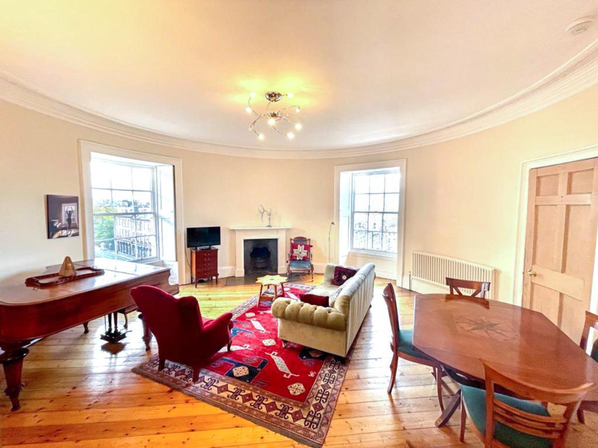 Incredible St Andrew'S Sq - 2 Bed In The Sky Daire Edinburgh Dış mekan fotoğraf